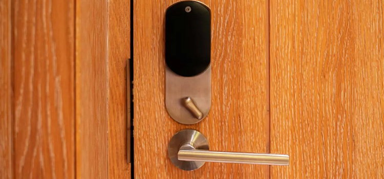 Automatic Locking Door Knob Menifee